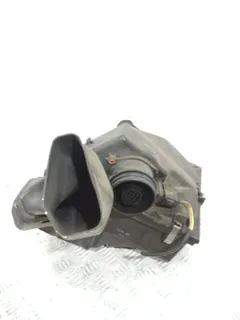 Корпус воздушного фильтра BMW 1 серии, 2008 г.