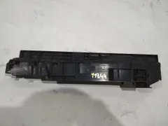 Кронштейн радиатора BMW 3 серии, 2005 г.