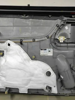 Обшивка двери задней правой (дверная карта) Toyota Sienna, 2007 г.