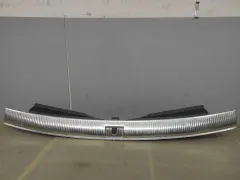 Накладка внутренняя на заднюю панель кузова Audi Q7, 2012 г.