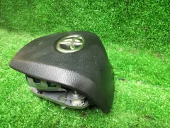 Подушка безопасности водителя Toyota Avensis, 2012 г.