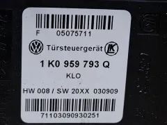 Моторчик стеклоподъемника передний правый Volkswagen Tiguan, 2013 г.