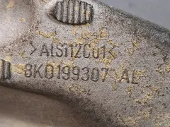 Кронштейн двигателя Audi A4, 2010 г.