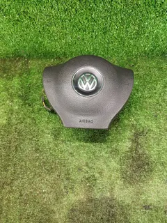 Подушка безопасности водителя Volkswagen Golf, 2012 г.
