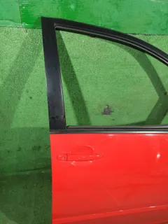 Дверь передняя правая Toyota Sienna, 2009 г.
