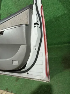 Дверь передняя правая Toyota Sienna, 2009 г.