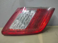Фонарь крышки багажника левый Toyota Camry, 2010 г.
