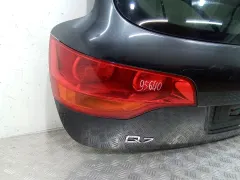 Фонарь крышки багажника левый Audi Q7, 2006 г.