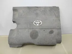 Декоративная крышка двигателя Toyota Sienna, 2014 г.