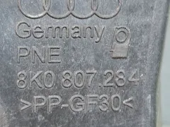 Кронштейн крепления бампера Audi A4, 2010 г.