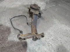 Ступица передняя левая Audi A4, 2000 г.