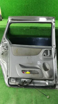 Дверь задняя левая Toyota Sienna, 2008 г.
