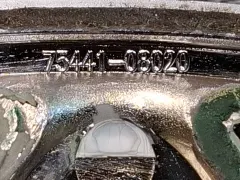 Эмблема Toyota Sienna, 2011 г.