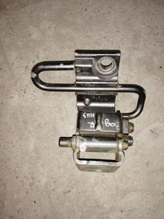Петля двери задней правой Volkswagen Touareg, 2007 г.