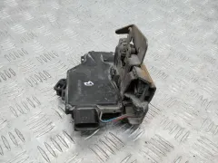 Замок двери передней левой Audi A6, 2000 г.