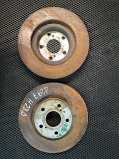 Диск тормозной передний Toyota Camry, 2009 г.