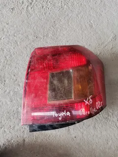 Фонарь задний левый Toyota Corolla, 2002 г.