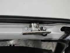 Петля крышки багажника BMW X5, 2003 г.