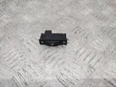 Кнопка открытия багажника BMW 7 серии, 2018 г.