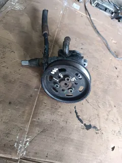 Насос гидроусилителя руля Audi A3, 2002 г.