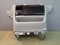 Консоль салона (кулисная часть) Toyota Sienna, 2011 г.
