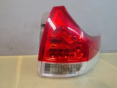 Фонарь задний правый Toyota Sienna, 2011 г.
