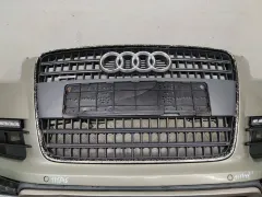 Решетка радиатора Audi Q7, 2007 г.