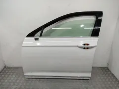 Дверь передняя левая Volkswagen Passat, 2016 г.