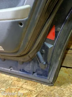 Стекло двери задней правой Land Rover Range Rover, 2004 г.