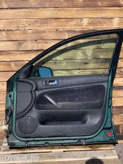 Ручка внутренняя передняя правая Volkswagen Passat, 1998 г.