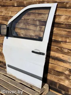 Молдинг двери передней левой Mercedes-Benz Vito, 1999 г.