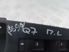 Кнопка стеклоподъемника Audi Q7, 2007 г.