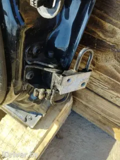 Петля двери передней левой Audi A6, 2005 г.