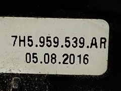 Кнопка стеклоподъемника переднего левого Volkswagen Transporter, 2016 г.