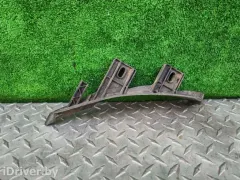Кронштейн крепления бампера заднего Audi A4, 1999 г.