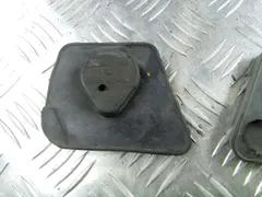 Отбойник капота (демпфер) Volkswagen Passat, 2004 г.