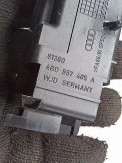 Пепельница Audi A8, 2007 г.