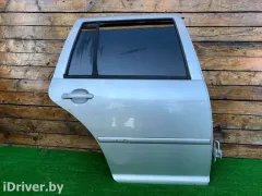 Петля двери задней правой Volkswagen Golf, 2004 г.