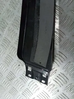 Обшивка стойки центральной левой Audi A4, 2003 г.