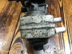 Теплообменник масляного фильтра Volkswagen Golf, 2004 г.