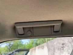 Ручка внутренняя потолочная Audi 80, 1991 г.