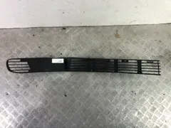 Заглушка (решетка) в бампер передний Volkswagen Passat, 2003 г.