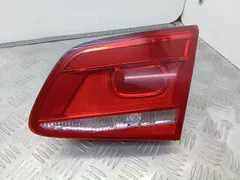 Фонарь крышки багажника правый Volkswagen Passat, 2011 г.