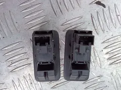 Кнопка стеклоподъемника Volkswagen Touareg, 2005 г.