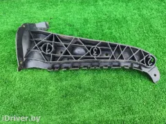 Кронштейн крепления бампера Audi A6, 2000 г.