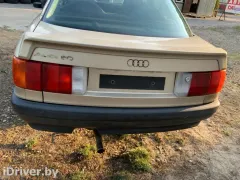 Бампер задний Audi 80, 1991 г.