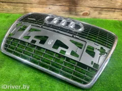 Решетка радиатора Audi A6, 2004 г.