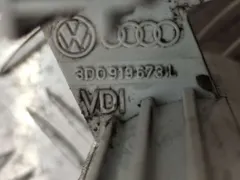 Датчик уровня топлива Audi A8, 2005 г.