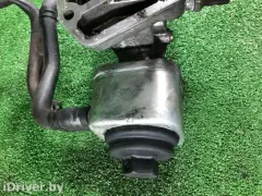 Теплообменник масляного фильтра Audi A4, 2000 г.