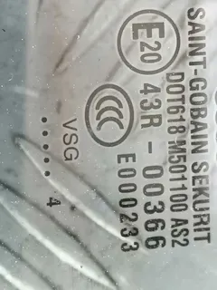 Стекло двери задней правой Audi A8, 2005 г.